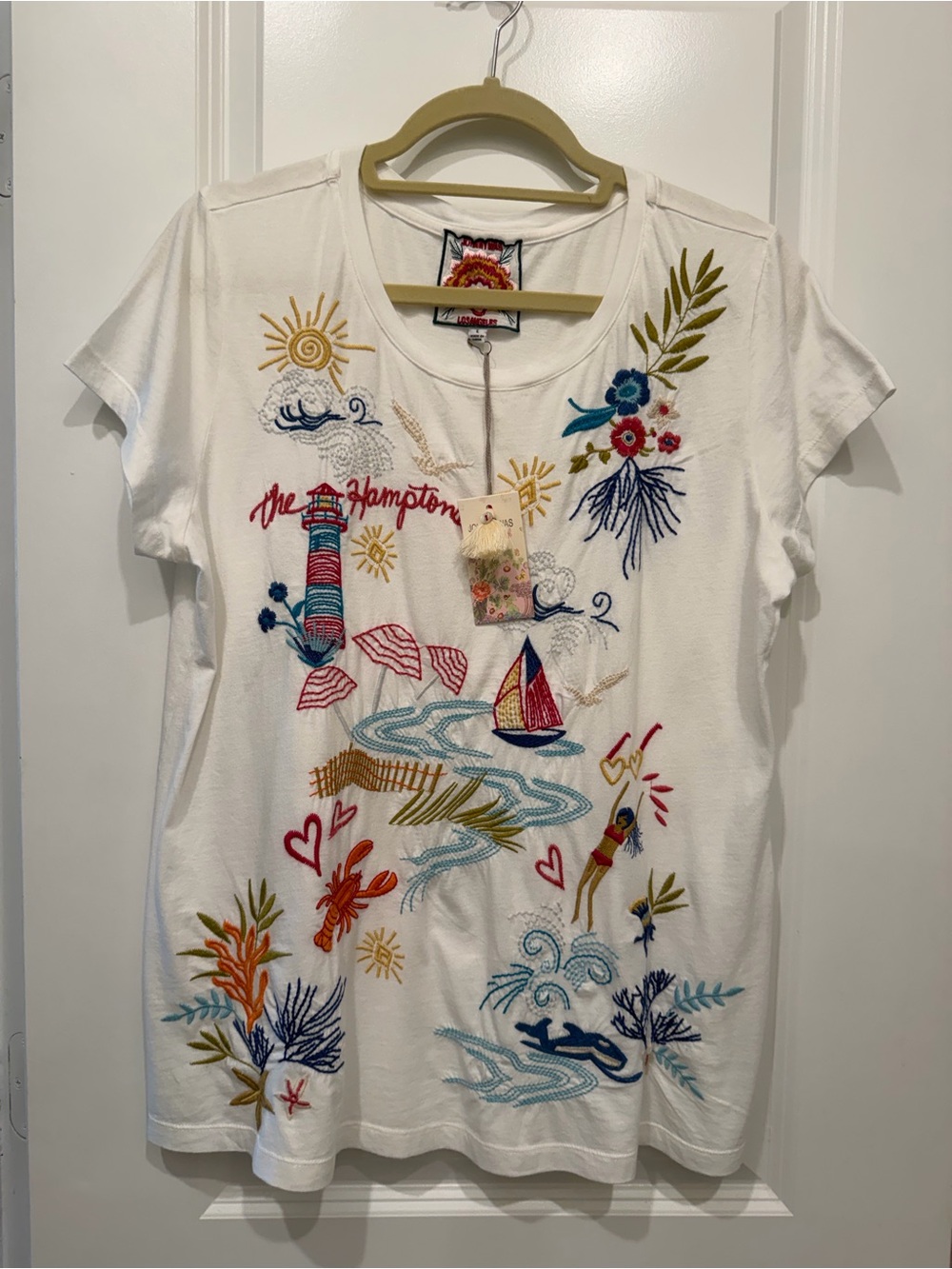 Johnny Was Hamptons Embroidered Cap Sleeve Tee - Picture 2 of 9